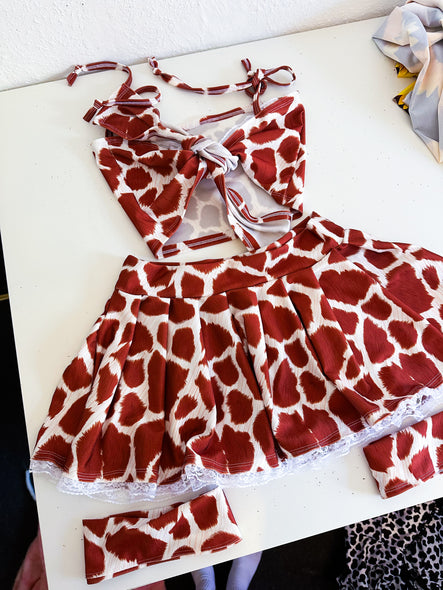 Custom animal print set