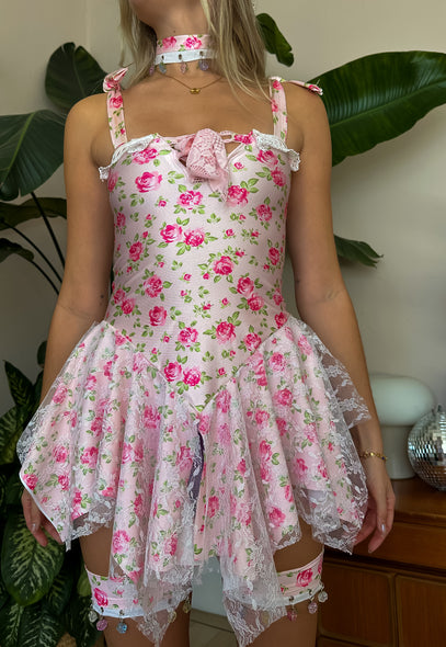 Sabrina floral dress (ready to ship)